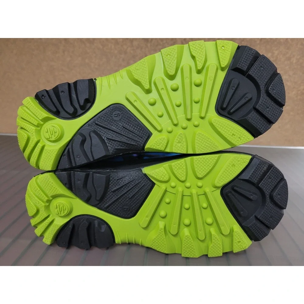Kamik kids snowbank2